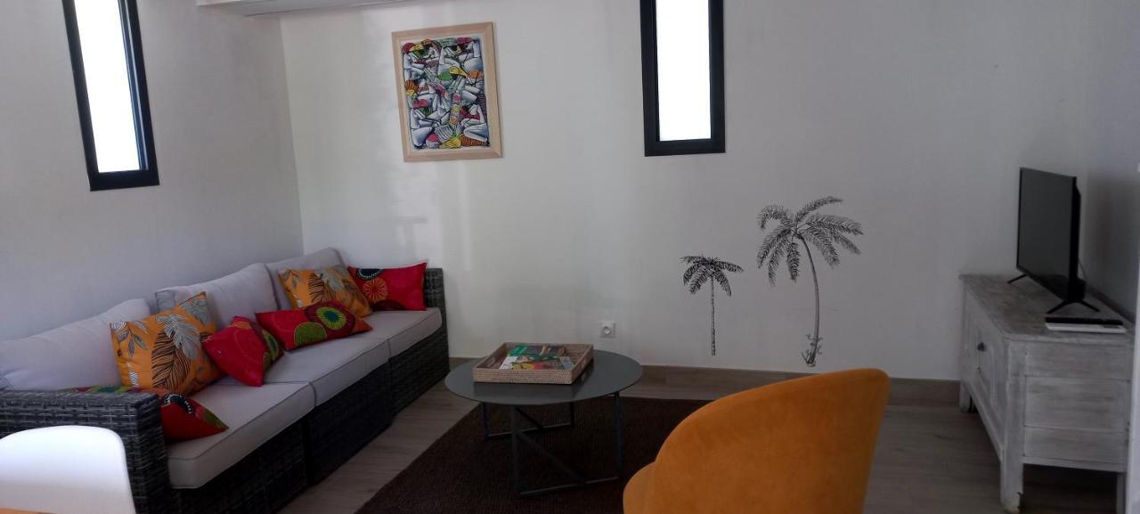 Charmant Logement Avec Terrasse Salinelles Exteriör bild